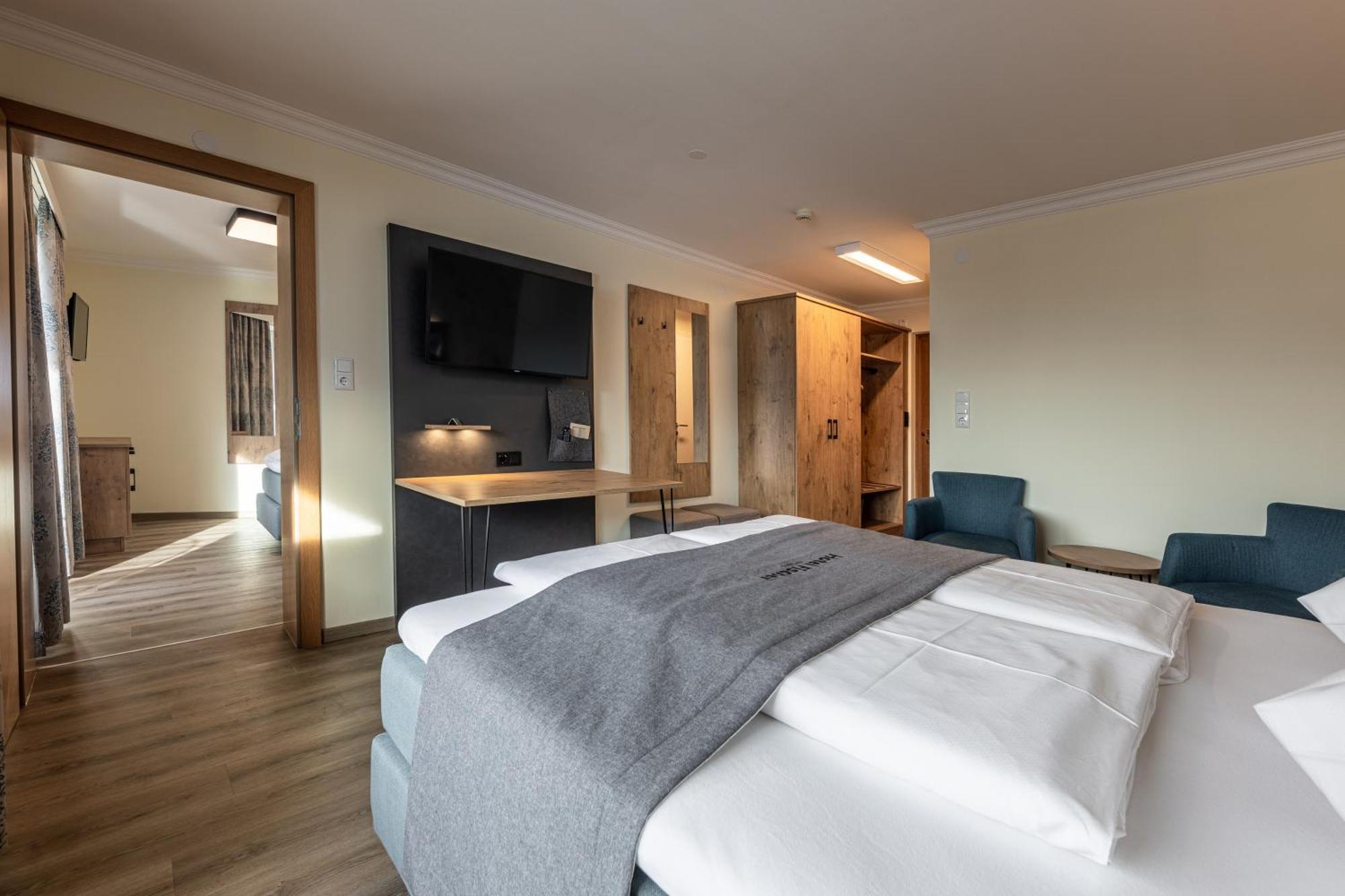 Hotel Fischer Sankt Johann in Tirol Exterior photo